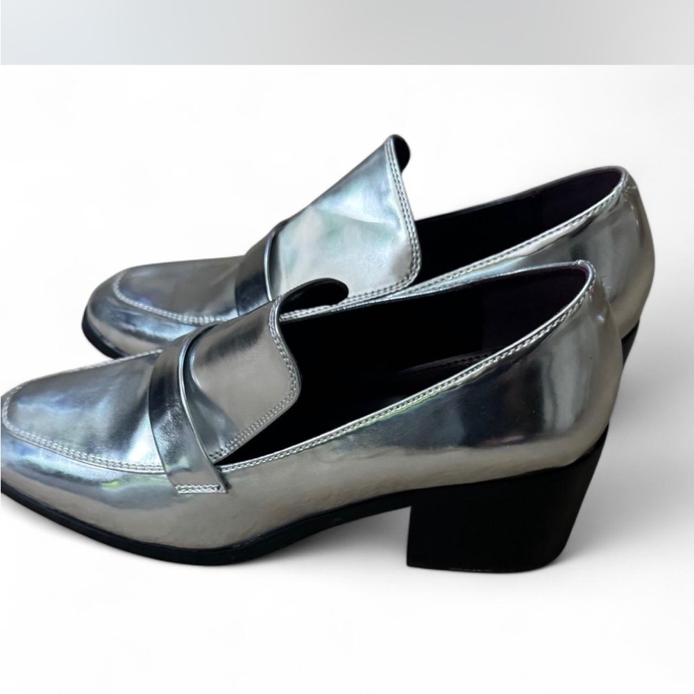 Kensie Metallic Silver Women's Loafers